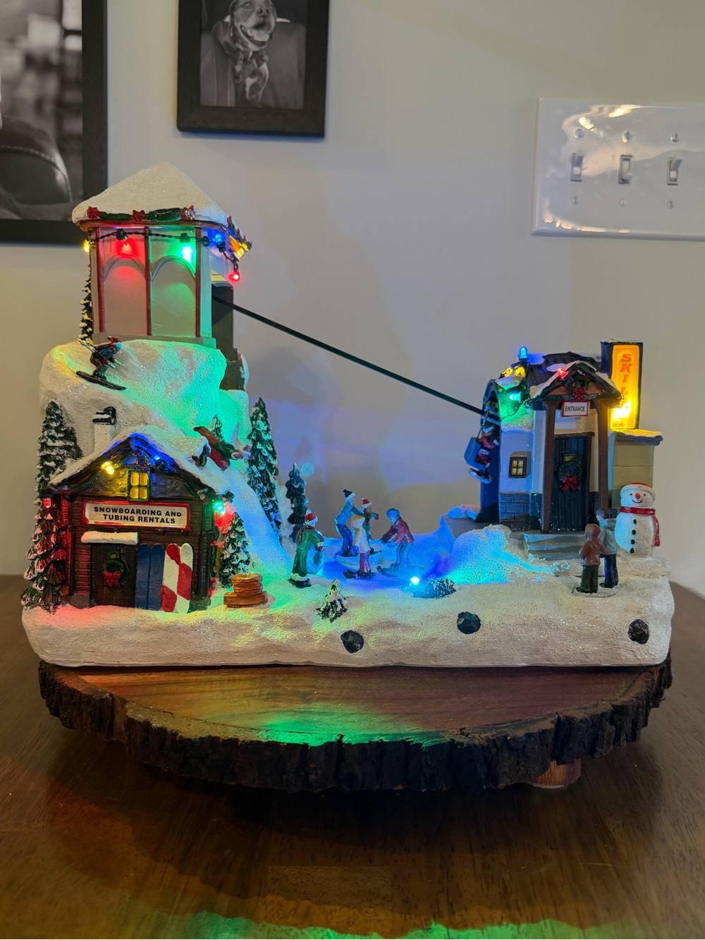 St Nicholas Square Ski Blaster Christmas Village Lights Music Motion 2021